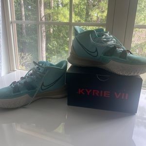 Nike Kyrie 7 Copa/Dk Smoke Grey-Rattan